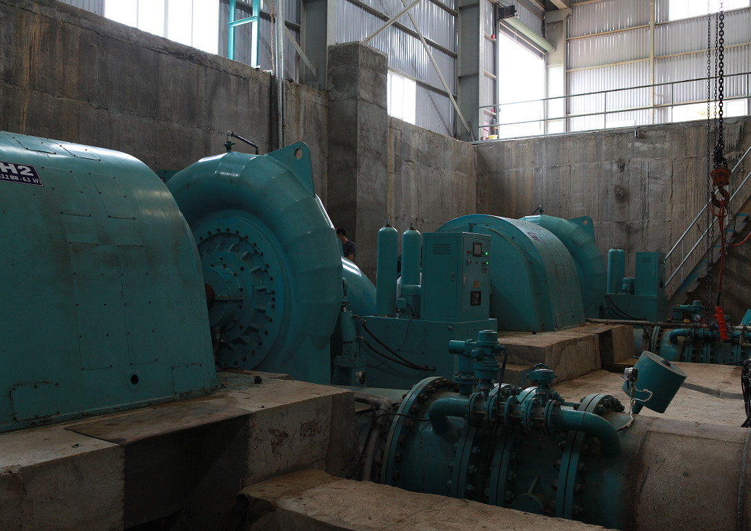 1450 kW 용량 에너지 저장 브러쉬 없는 발전기와 수력 전기 발전 시스템