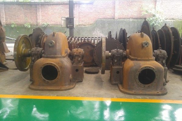 수평 전기 물바퀴 발전기