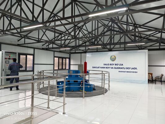 16.00 M³/s 유량 용량 및 30년 이상 수명을 가진 스테인리스 스틸 CNC 블레이드 Kaplan 수력 터빈